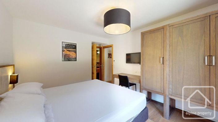 Image No.18-3 Bed Apartment for sale