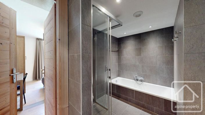 Image No.19-3 Bed Apartment for sale