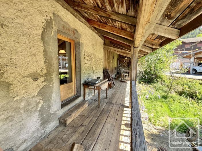 Image No.12-4 Bed Property for sale