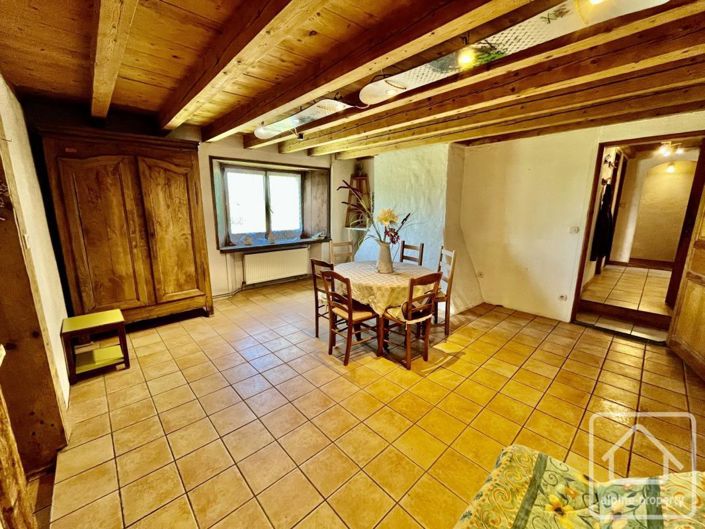 Image No.15-3 Bed Property for sale