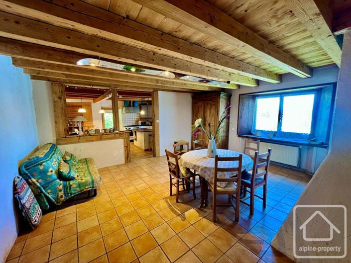 Image No.3-4 Bed Property for sale