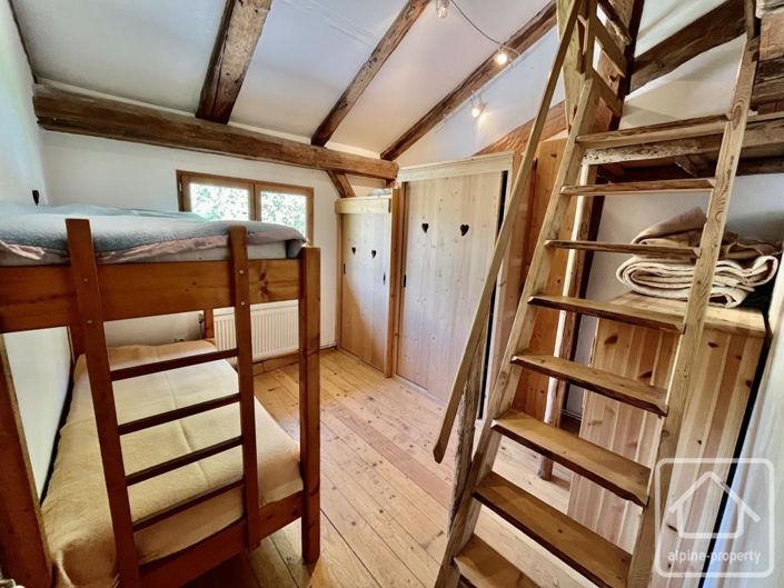 Image No.8-3 Bed Property for sale