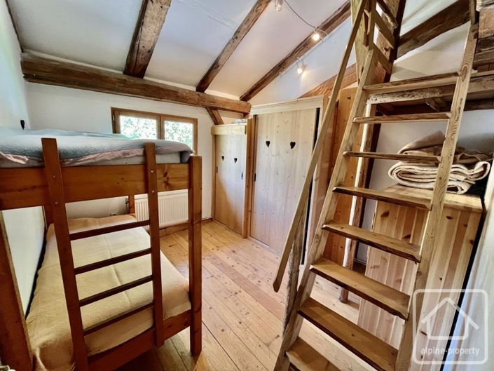 Image No.8-4 Bed Property for sale