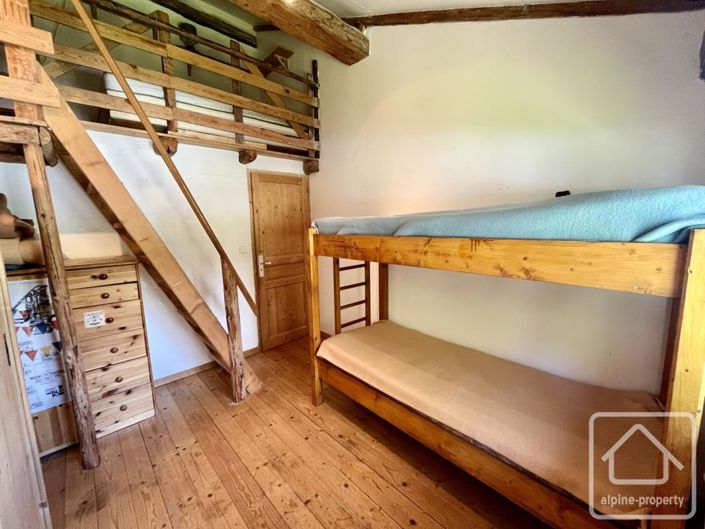 Image No.9-4 Bed Property for sale