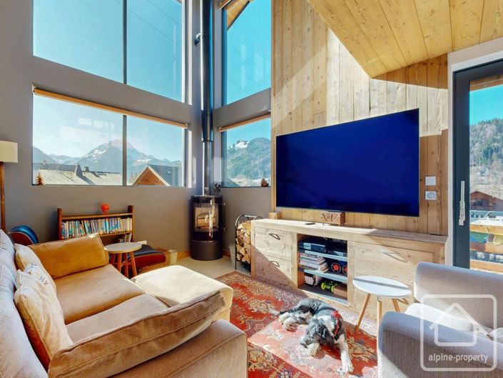 Image No.2-6 Bed Property for sale