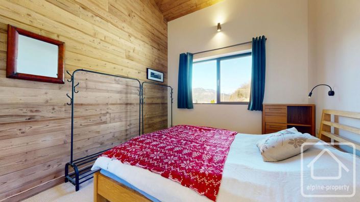 Image No.31-6 Bed Property for sale