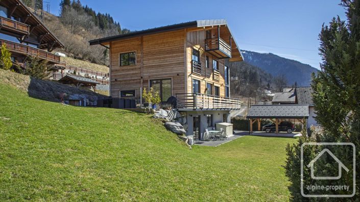 Image No.46-6 Bed Property for sale