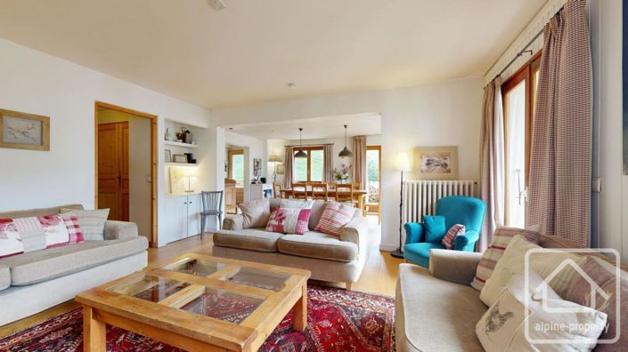 Image No.6-7 Bed Property for sale