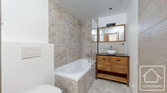 Image No.16-4 Bed Apartment for sale