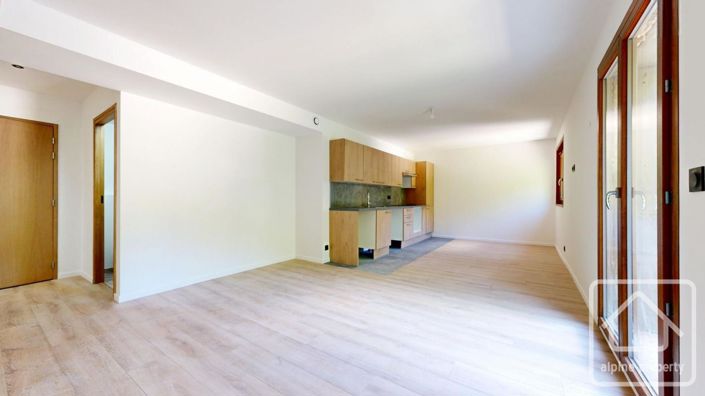 Image No.9-4 Bed Apartment for sale