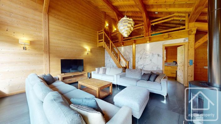 Image No.14-7 Bed Property for sale