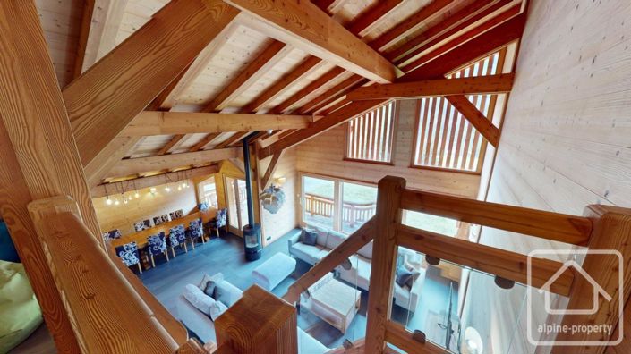 Image No.16-7 Bed Property for sale