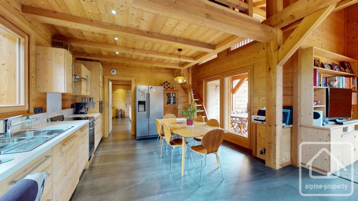 Image No.21-7 Bed Property for sale