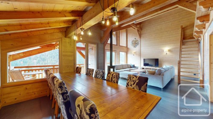 Image No.6-7 Bed Property for sale