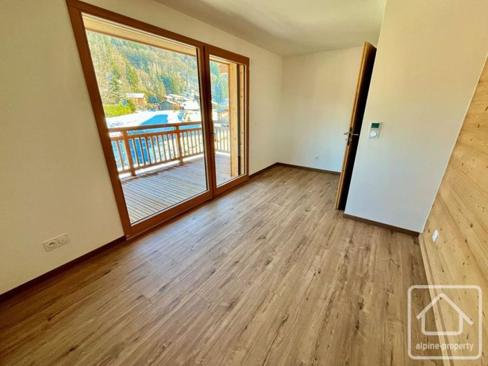 Image No.3-4 Bed Apartment for sale