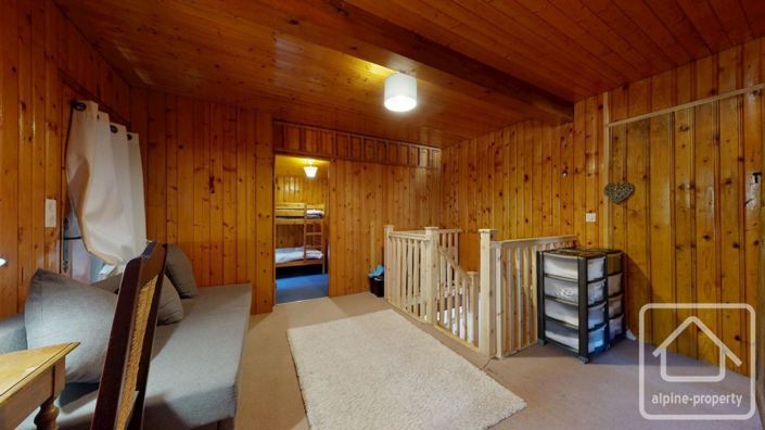 Image No.15-3 Bed Property for sale