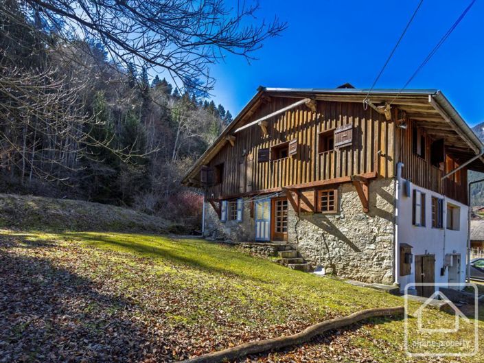 Image No.3-3 Bed Property for sale