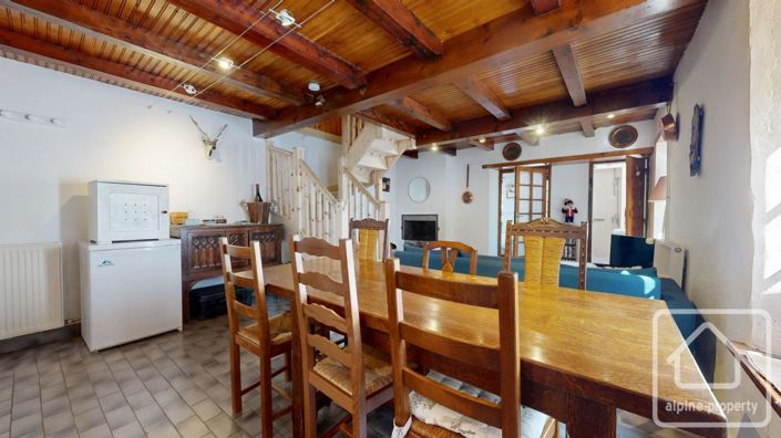 Image No.9-3 Bed Property for sale