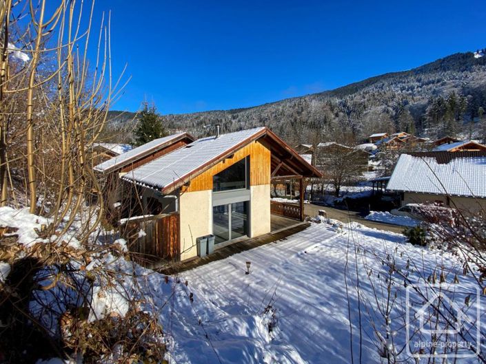 Image No.1-Propriété de 3 chambres à vendre à Haute-Savoie