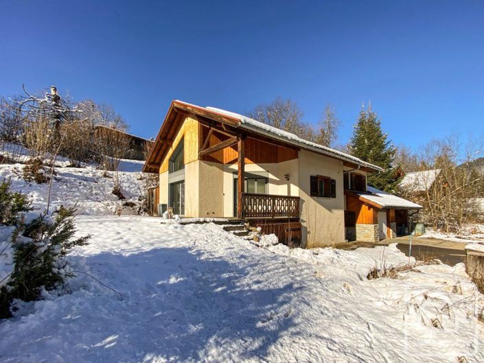 Image No.2-3 Bed Property for sale