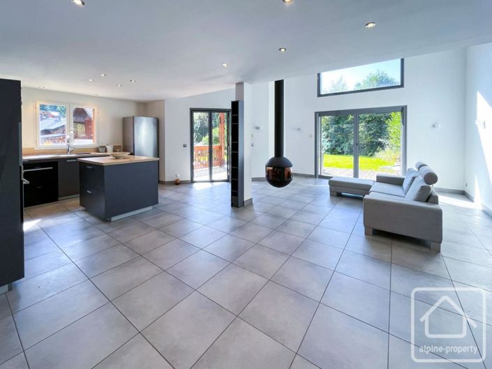 Image No.3-Propriété de 3 chambres à vendre à Haute-Savoie