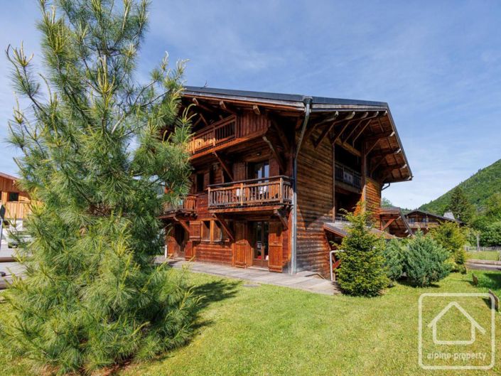 Image No.3-Propriété de 7 chambres à vendre à Montriond