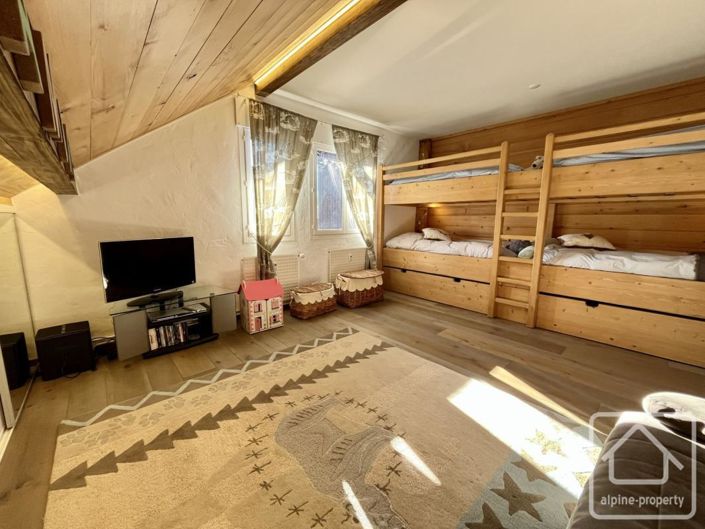 Image No.12-2 Bed Apartment for sale