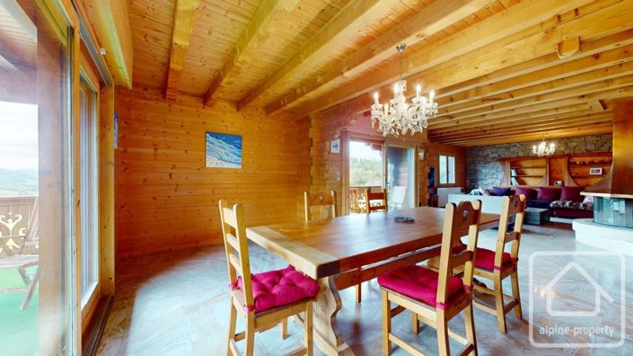 Image No.16-5 Bed Property for sale