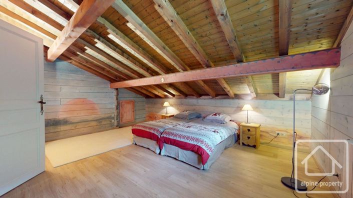 Image No.27-5 Bed Property for sale