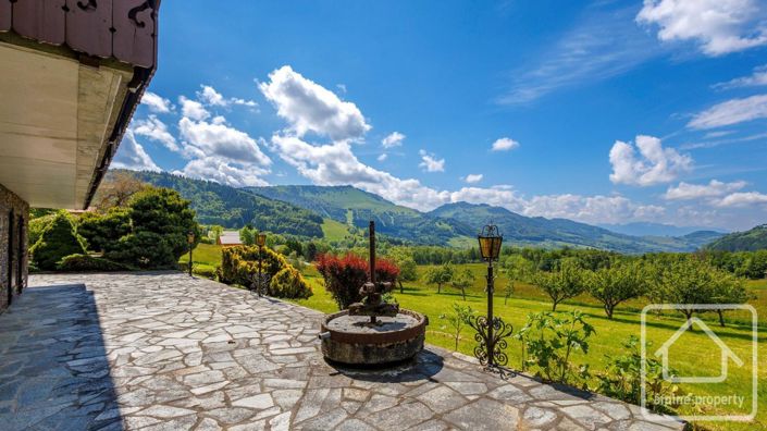 Image No.3-5 Bed Property for sale