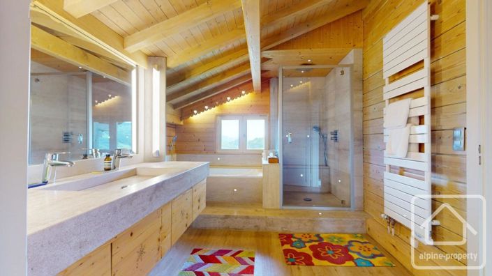 Image No.33-5 Bed Property for sale