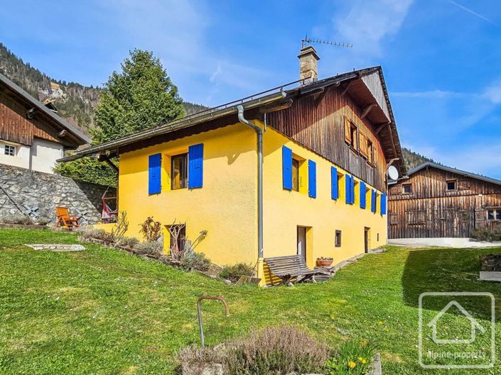 Image No.1-3 Bed Property for sale