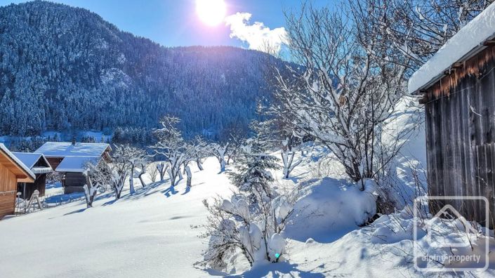 Image No.9-3 Bed Property for sale