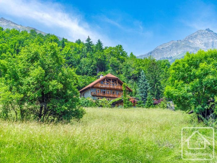 Image No.1-7 Bed Property for sale