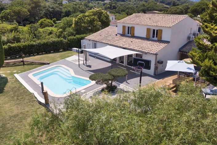 Image No.1-4 Bed House for sale