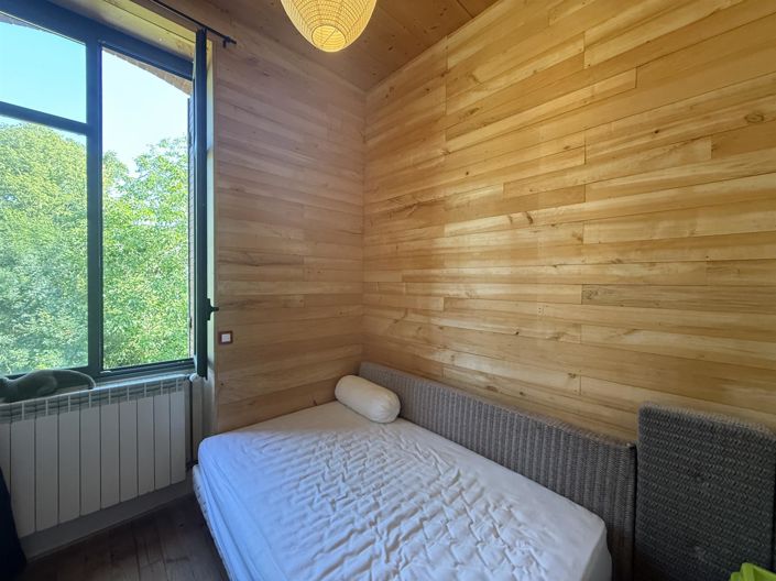 Image No.10-2 Bed House for sale