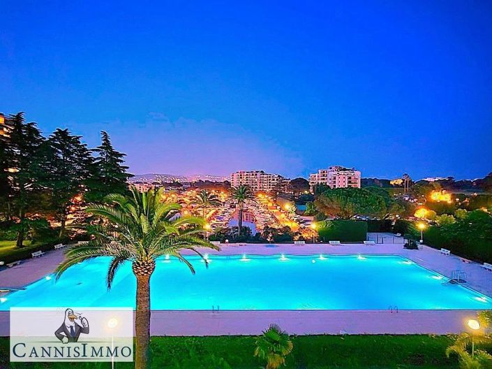 Image No.1-3 Bed Apartment for sale