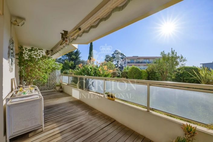 Image No.1-Appartement de 2 chambres à vendre à Cannes