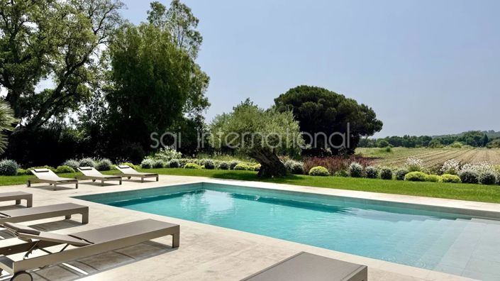 Image No.1-7 Bed House for sale