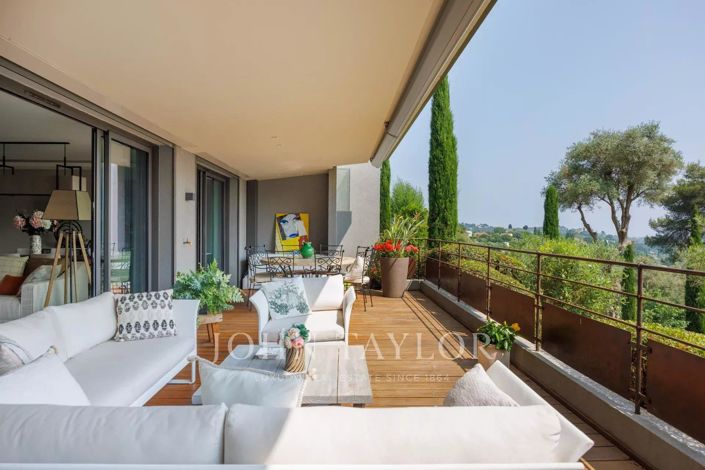 Image No.2-3 Bed House for sale