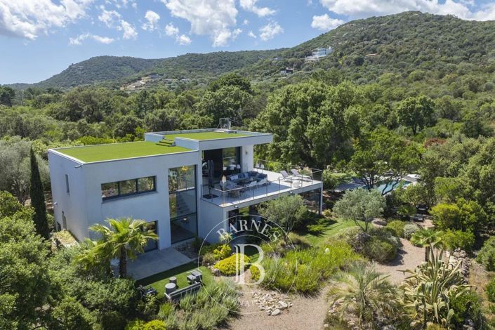 Image No.23-5 Bed House for sale