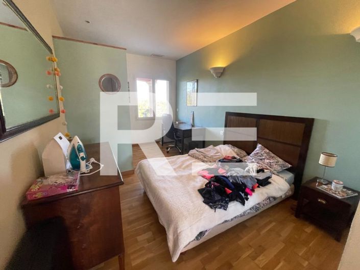 Image No.9-7 Bed House for sale