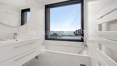 a4zm8nt50xv3zrjl7