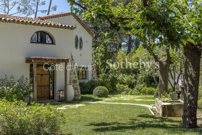 Image No.6-5 Bed Property for sale