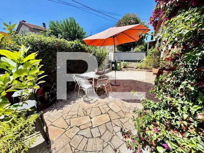 Image No.2-3 Bed House for sale