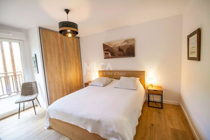 Image No.12-5 Bed Apartment for sale