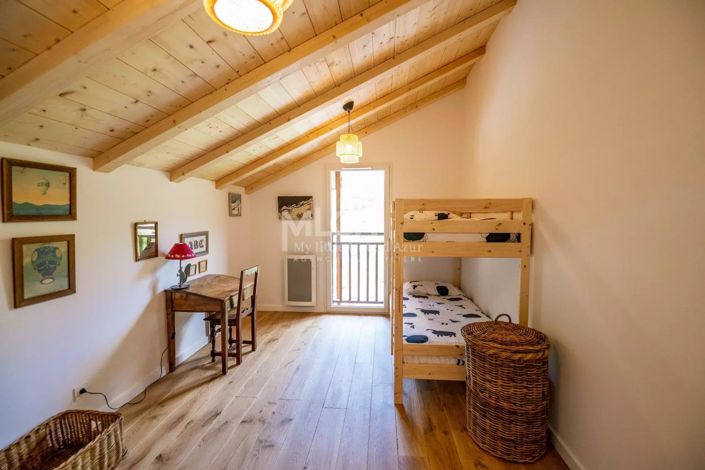 Image No.15-5 Bed Apartment for sale