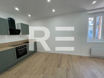 1 - Nîmes, Appartement