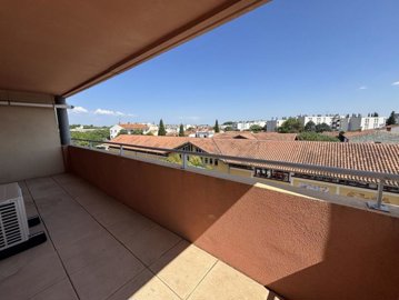 1 - Nîmes, Apartment