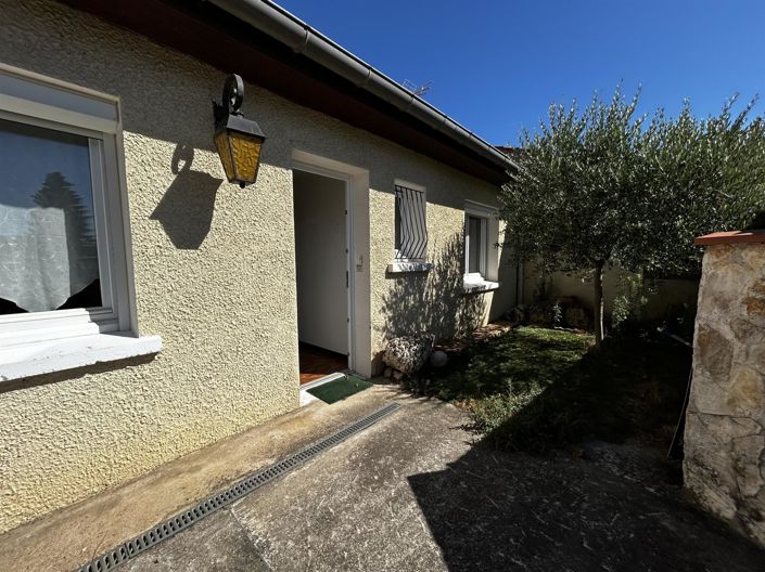 Image No.1-2 Bed House for sale